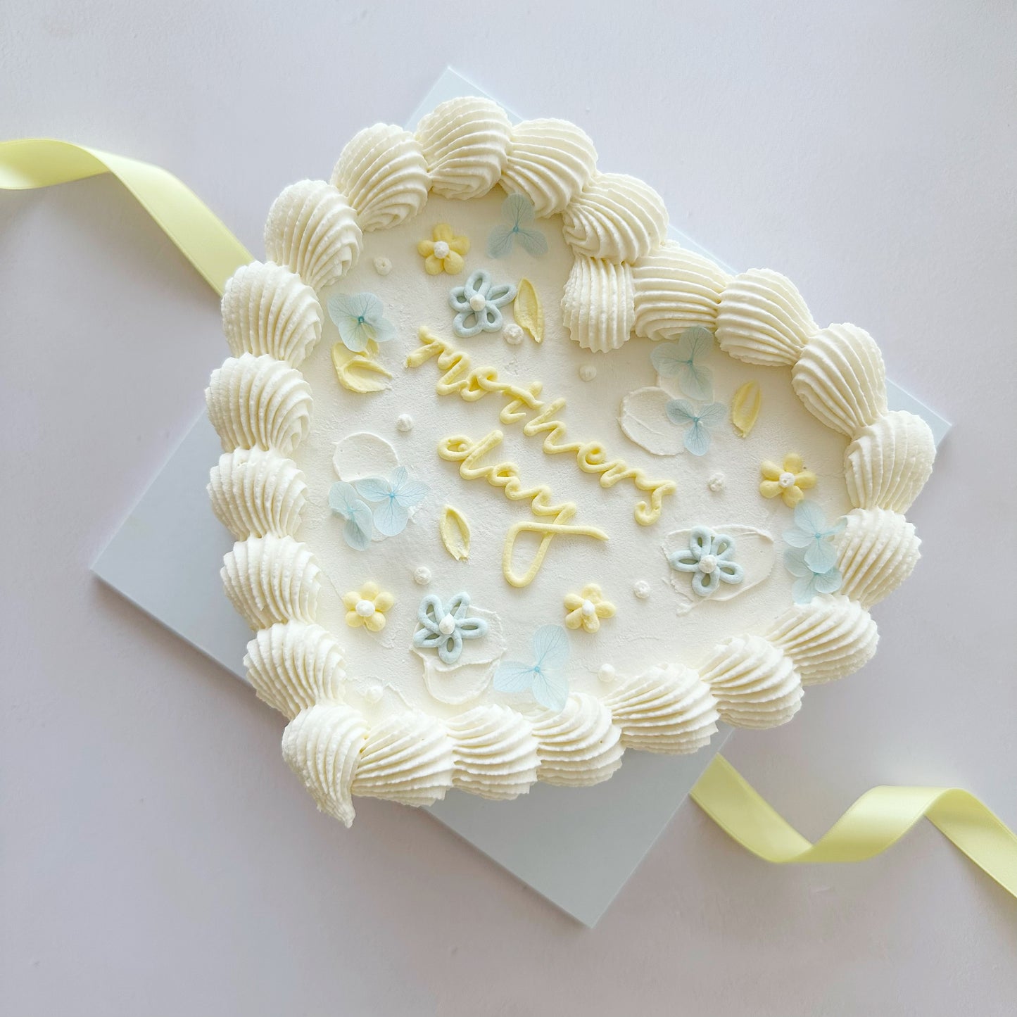 Floral Mini Heart Cake | Mothers Day at CAKE