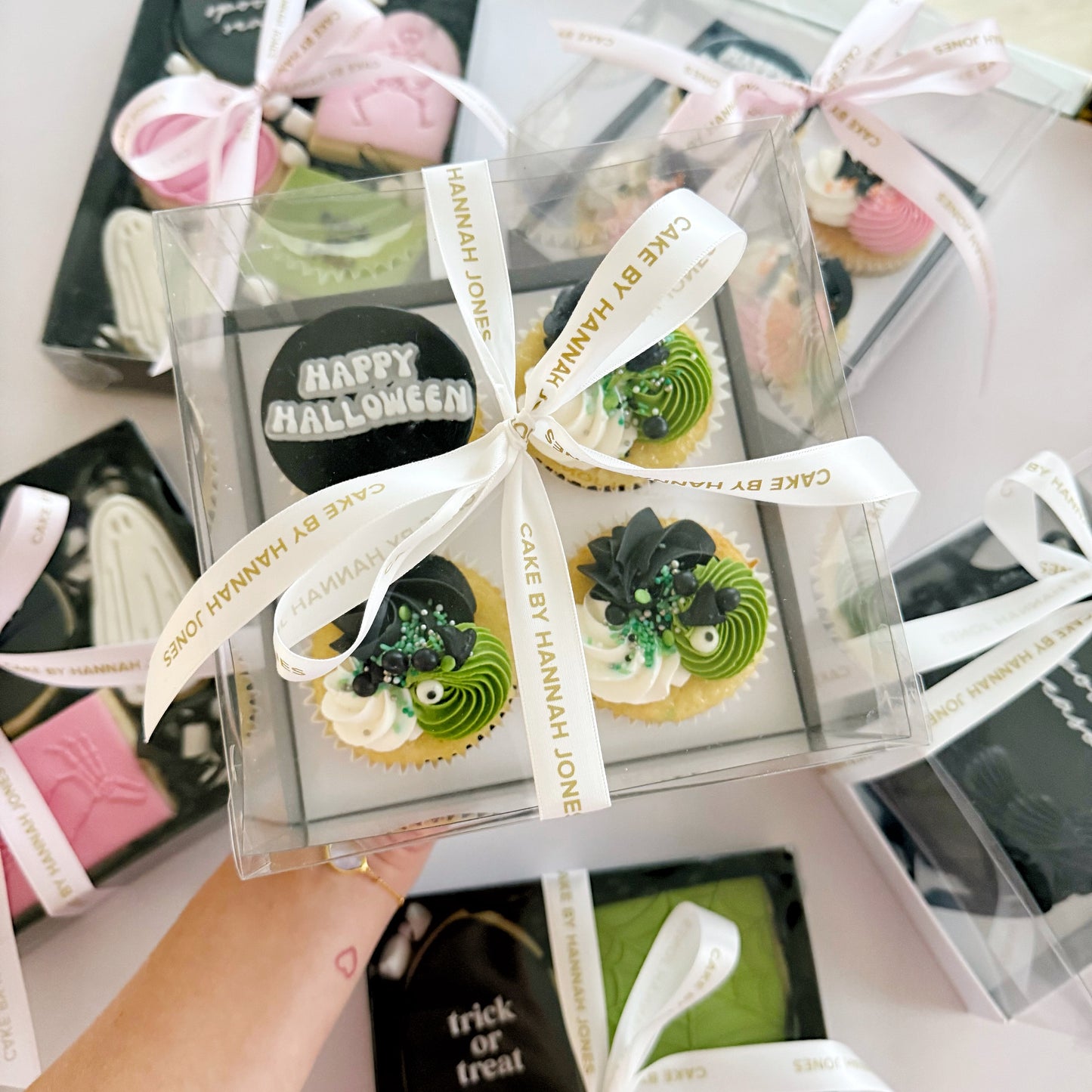 Spooky Cupcake Gift Box | Halloween at CAKE