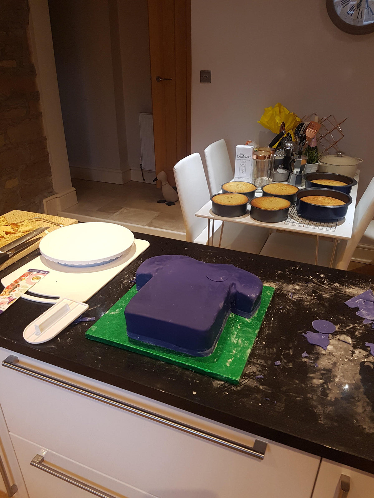 Cake by Hannah Jones