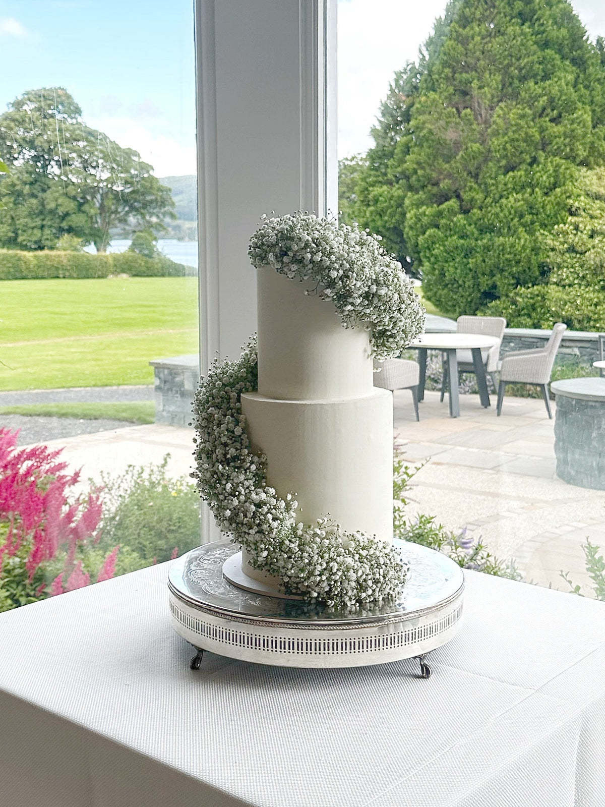 Cake by Hannah Jones