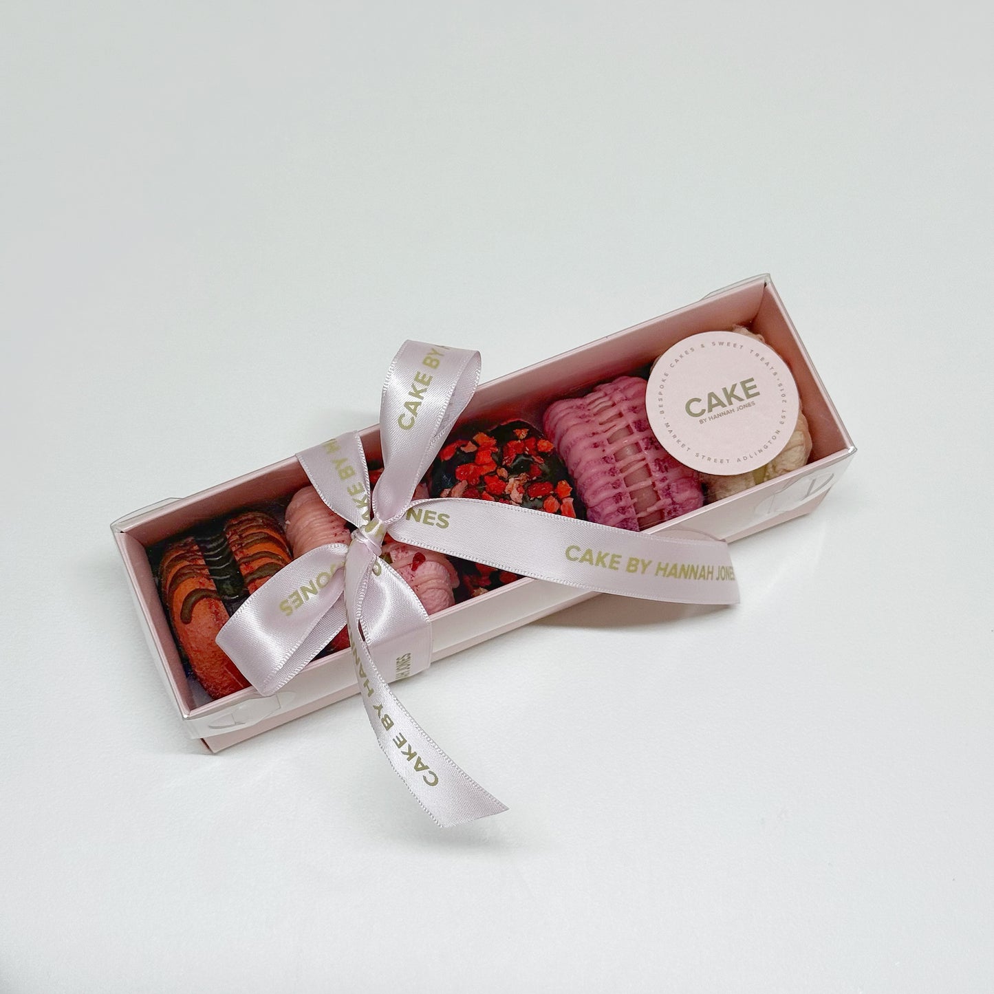 Macaron Lover (GF) | Valentines at CAKE