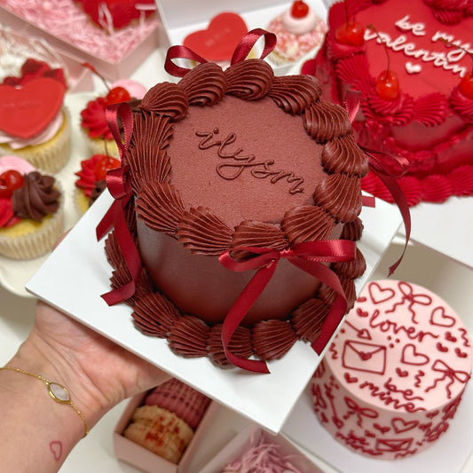 Bow Mini Cake | Valentines at CAKE