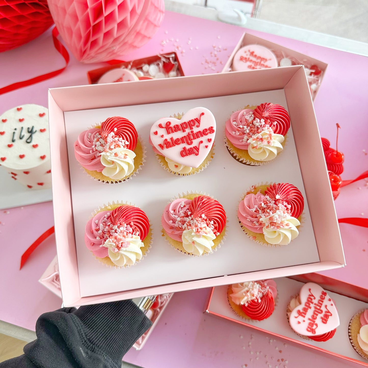 Valentines Large Cupcake Box